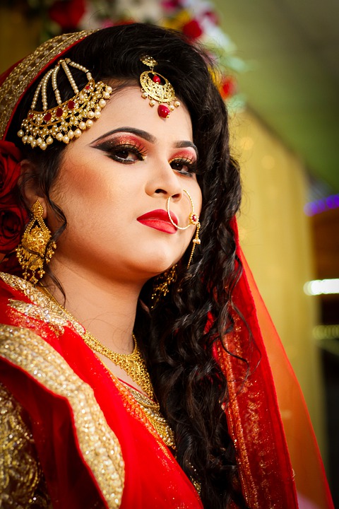 <span  class="uc_style_uc_tiles_grid_image_elementor_uc_items_attribute_title" style="color:#ffffff;">woman-5977924_960_720</span>